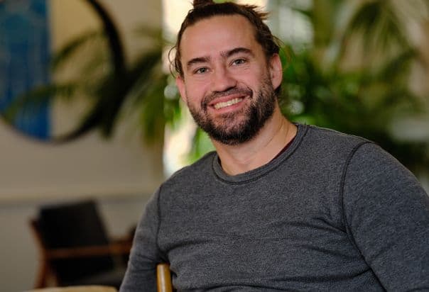 Nick Brown mobile photo